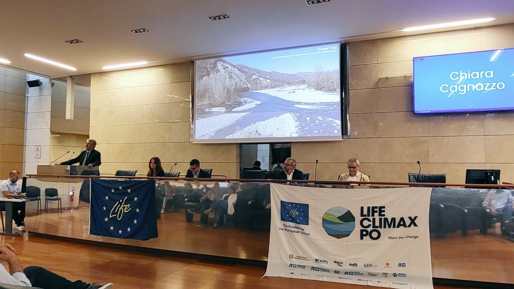 Oggi a Bologna, presso la <a href="/RegioneER/">Regione Emilia-Romagna</a> il 5° meeting del progetto #LifeClimaxPo su clima, dati e resilienza dei territori.
Focus su #daticlimatici con <a href="/ECMWF/">ECMWF</a> <a href="/ISPRA_Press/">ISPRA - Ist. Sup. Protezione e Ricerca Ambientale</a> <a href="/ItaliaMeteo/">Meteo Italia</a> <a href="/CmccClimate/">Fondazione Cmcc</a> <a href="/RegioneER/">Regione Emilia-Romagna</a> #ADBPO <a href="/ANBI_Nazionale/">ANBI</a> <a href="/ArpaER/">Arpae Emilia-Romagna</a>
 Segui la diretta: sala-a.regione.emilia-romagna.it