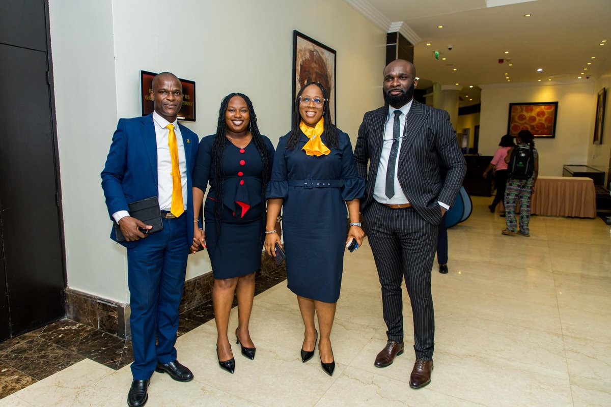 FirstBankngr's tweet image. Their journey doesn’t end here. It begins a new chapter of driving innovation, growth, and impact at the highest levels. 👏 

#SMDPGraduation #FirstBank #FirstAcademy