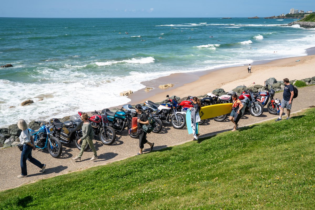 Pronto a scegliere la tua moto custom preferita? ✨ 

Al Wheels &amp; Waves 2025 di Biarritz, la nuova Honda GB350S sta rubando la scena con 11 interpretazioni uniche da tutta Europa! Scoprile tutte su hondacustoms.com e vota per la migliore.