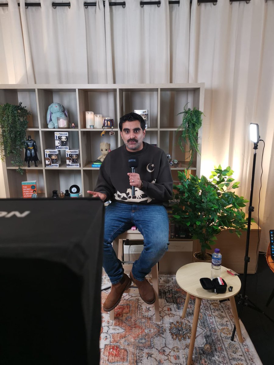 And thus… a good time as any to announce that I’m actually so excited about my new series:

T.E.Z. (Tez’ Entertainment Zone)

A weekly satirical swipe on a big news story.

I actually started last week, but I was too scared to post on here, because the negativity on this