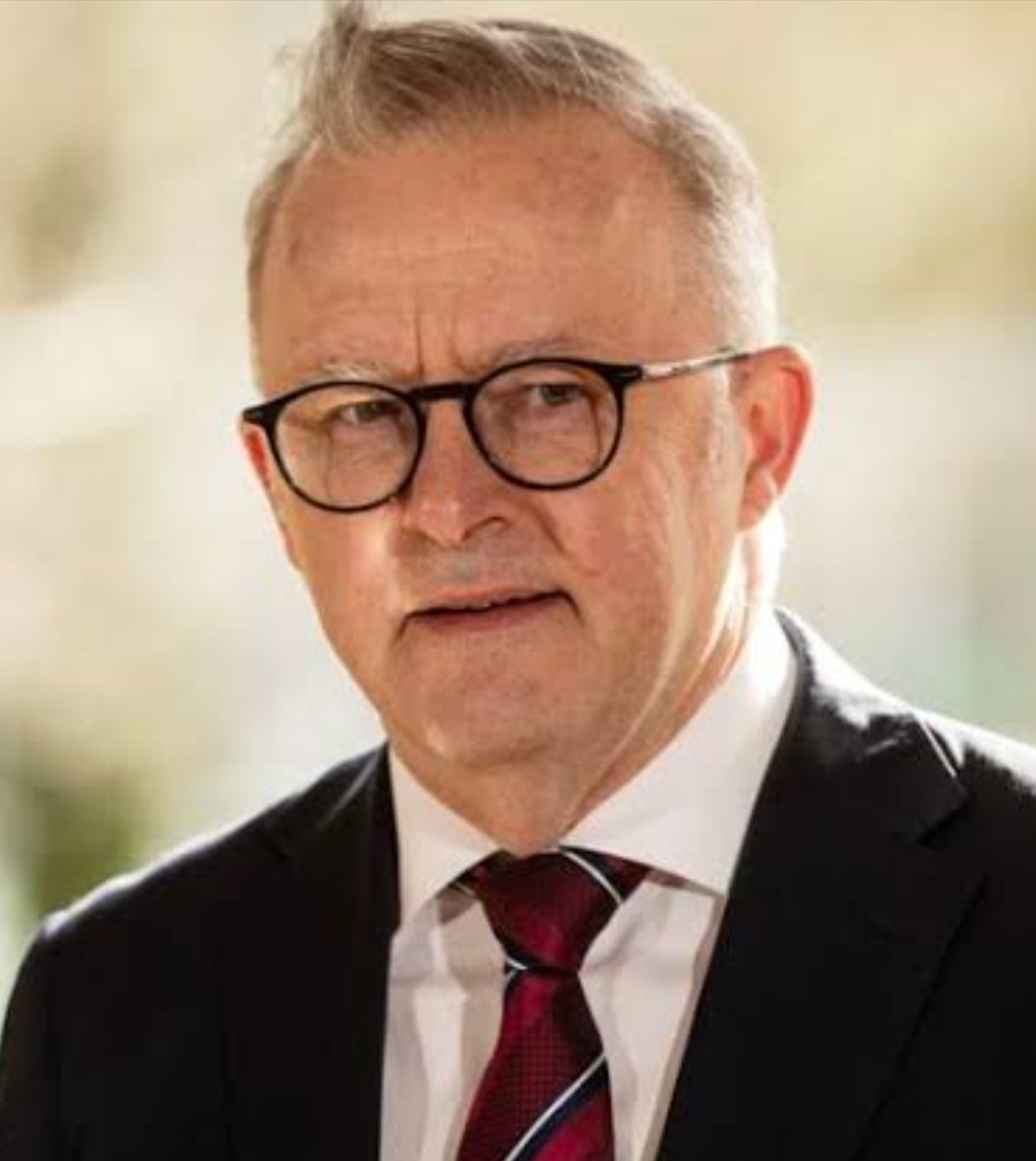 Tony Norman Ellery has awarded himself a massive pay rise. 

$15,000 more per year, now taking home $622,020 per year.