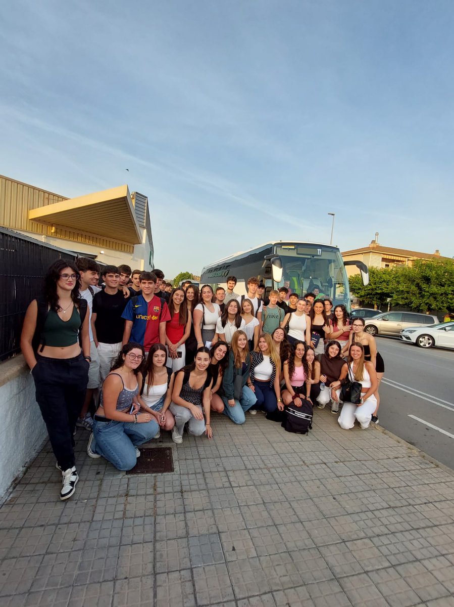 📚 Selectivitat 2025

Des de #PalausolitàiPlegamans, volem desitjar molta sort a tot l’alumnat del poble que s’hi presenta.

Confieu en tot el que heu après i afronteu-ho amb tranquil·litat.

Endavant! 💪✨

#Selectivitat2025 #PAU2025 #MoltaSort