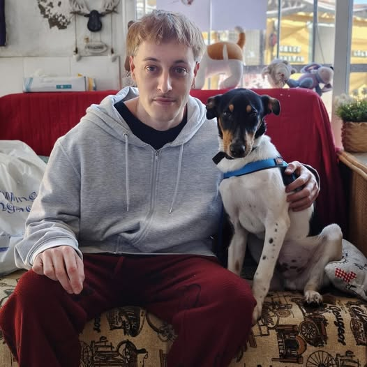 #FinalFeliz de / #foreverhome for
Melón

Si quieres que consigamos con más finales felices, hazte socio de PAD Mijas! A partir de 5€/mes 

If you want to contribute to more happy endings, become partner of PAD Mijas! From 5€/month
forms.gle/K8Y9GHcyNttbWN…