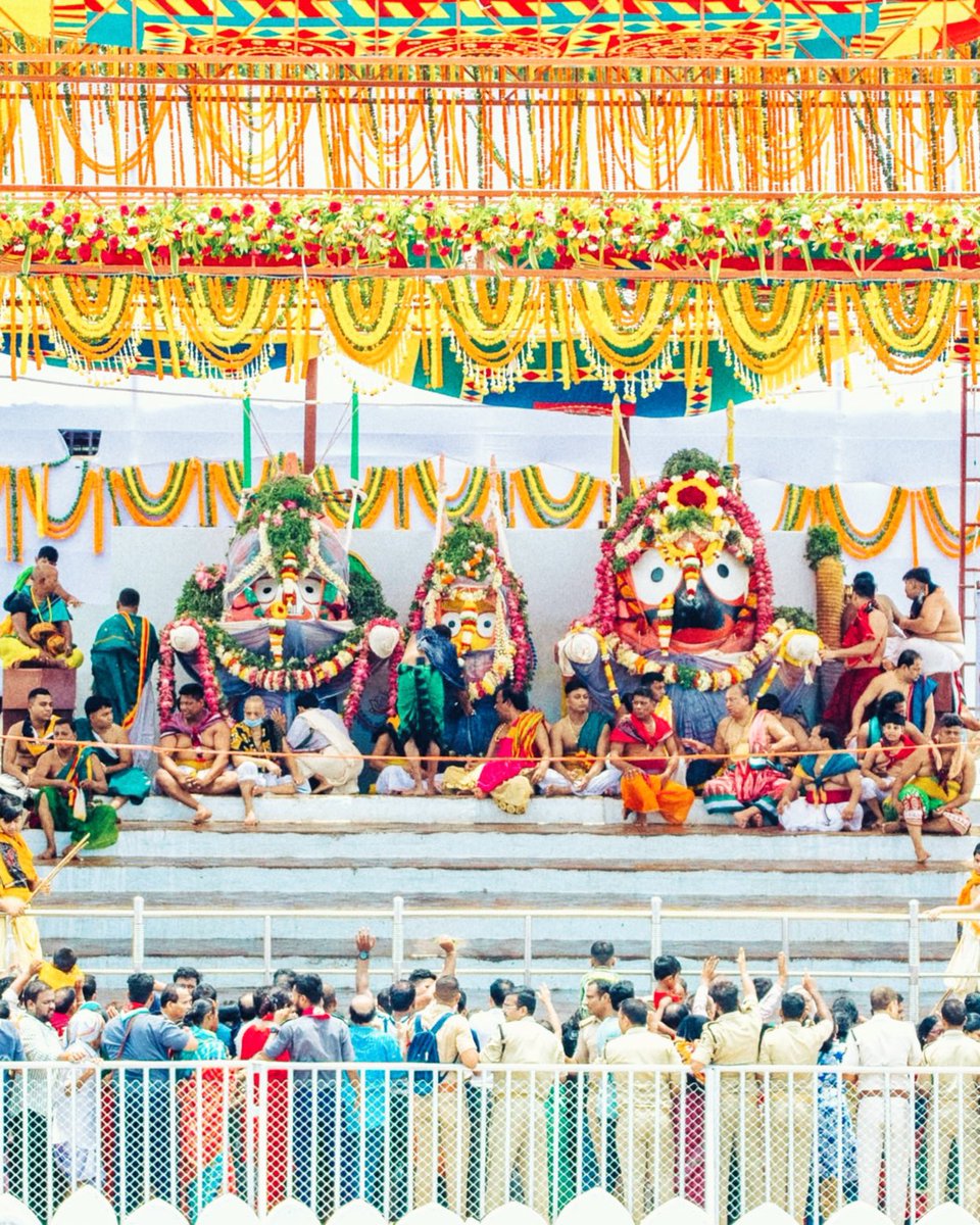 iBikashSwain's tweet photo. The Lord of the Universe is here! 🤩🫶❤️

Wishing everyone a blessed and divine Deba Snana Purnima! 🙏✨

#chaloodisha #odisha #odia #jaijagannath #jagannath #lordjagannath #purijagannathtemple #jagannathrathyatra #jagannathswami #jaijagannath #jayjagannath #odiatoka #rathayatra https://t.co/sQMC3vqJTk