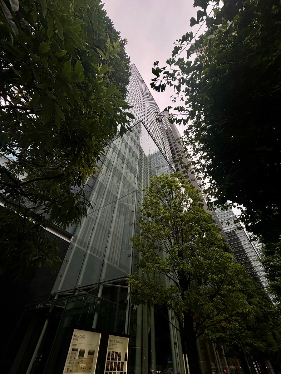 abap34's tweet image. インターン最終出社日でした
大変お世話になりました！🙏
写真はでかいビルです