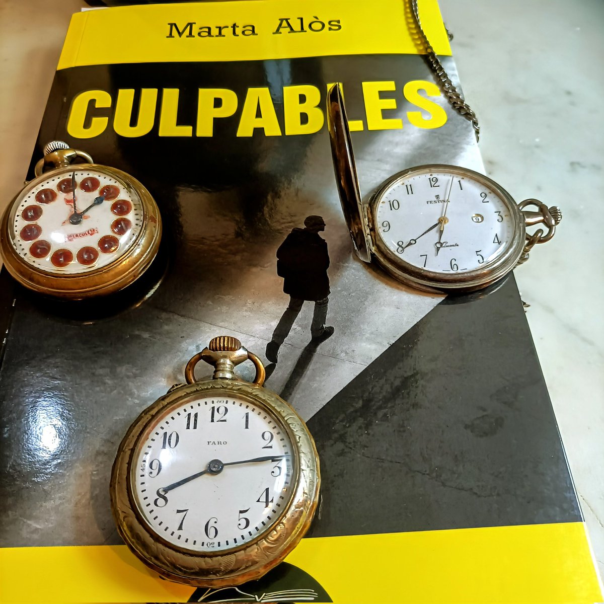 La novel.la negra "CULPABLES" ha estat convidada a la Segona edició de la "Vila del Llibre" d'Arenys de Mar d'aquest cap de setmana.