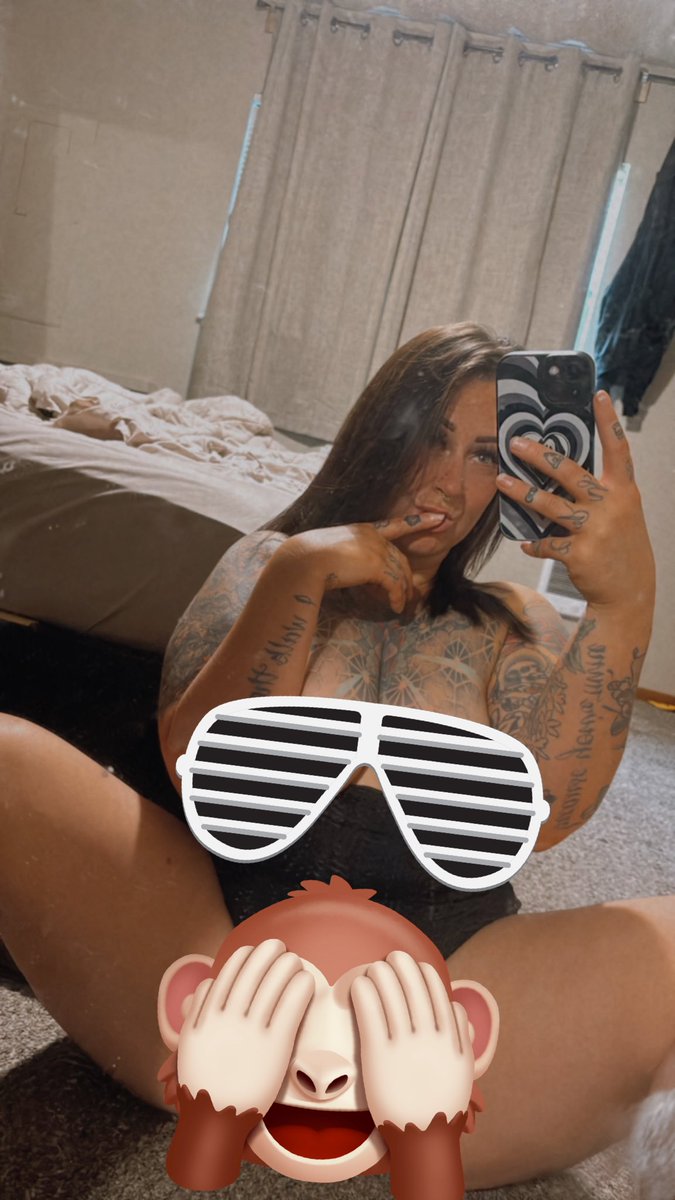 nillagangsta's tweet photo. I’m slowly getting back to my OF. Ask me for the deets about content I can’t post 🤌🏻

https://t.co/x84jnB7Ckg https://t.co/tnkCUxKjhI