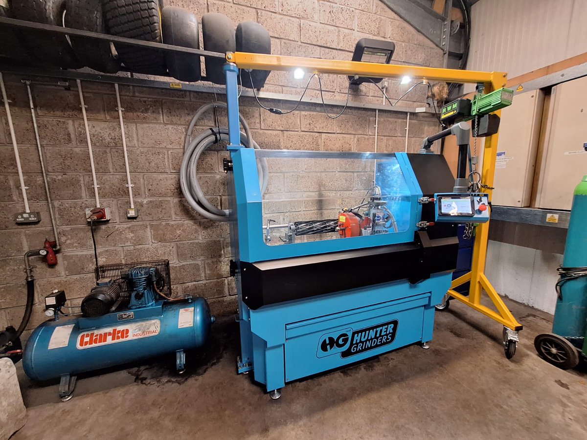 Revolutionize your grinding operations with the Jupiter ATI! This "All-in-One" machine offers fully automatic relief and spin grinding, freeing up your team for other vital tasks. 

Get to know more here ➡️ huntergrinders.com/jupiter-ati