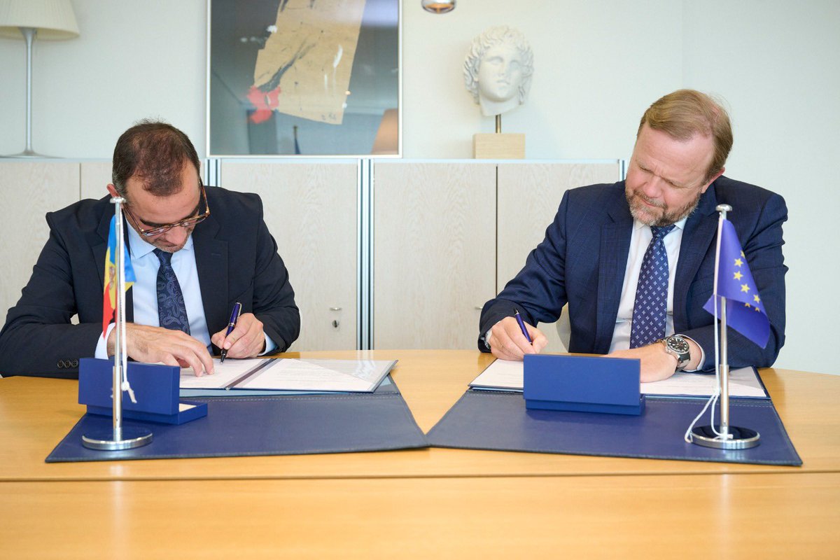 Imma Tor Faus (@immatorfaus) on Twitter photo 🇦🇩 Andorra fa una contribució extraordinària al Pla d’Acció del <a href="/coe/">Council of Europe</a> per Ucraïna, amb especial focus en la protecció dels drets dels infants. Reafirmem el nostre compromís amb la solidaritat i els valors europeus. #Ucraïna #Infància #Andorra 🇦🇩 Andorra fa una contribució extraordinària al Pla d’Acció del <a href="/coe/">Council of Europe</a> per Ucraïna, amb especial focus en la protecció dels drets dels infants. Reafirmem el nostre compromís amb la solidaritat i els valors europeus. #Ucraïna #Infància #Andorra