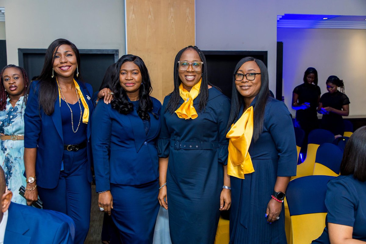 FirstBankngr's tweet image. Their journey doesn’t end here. It begins a new chapter of driving innovation, growth, and impact at the highest levels. 👏 

#SMDPGraduation #FirstBank #FirstAcademy