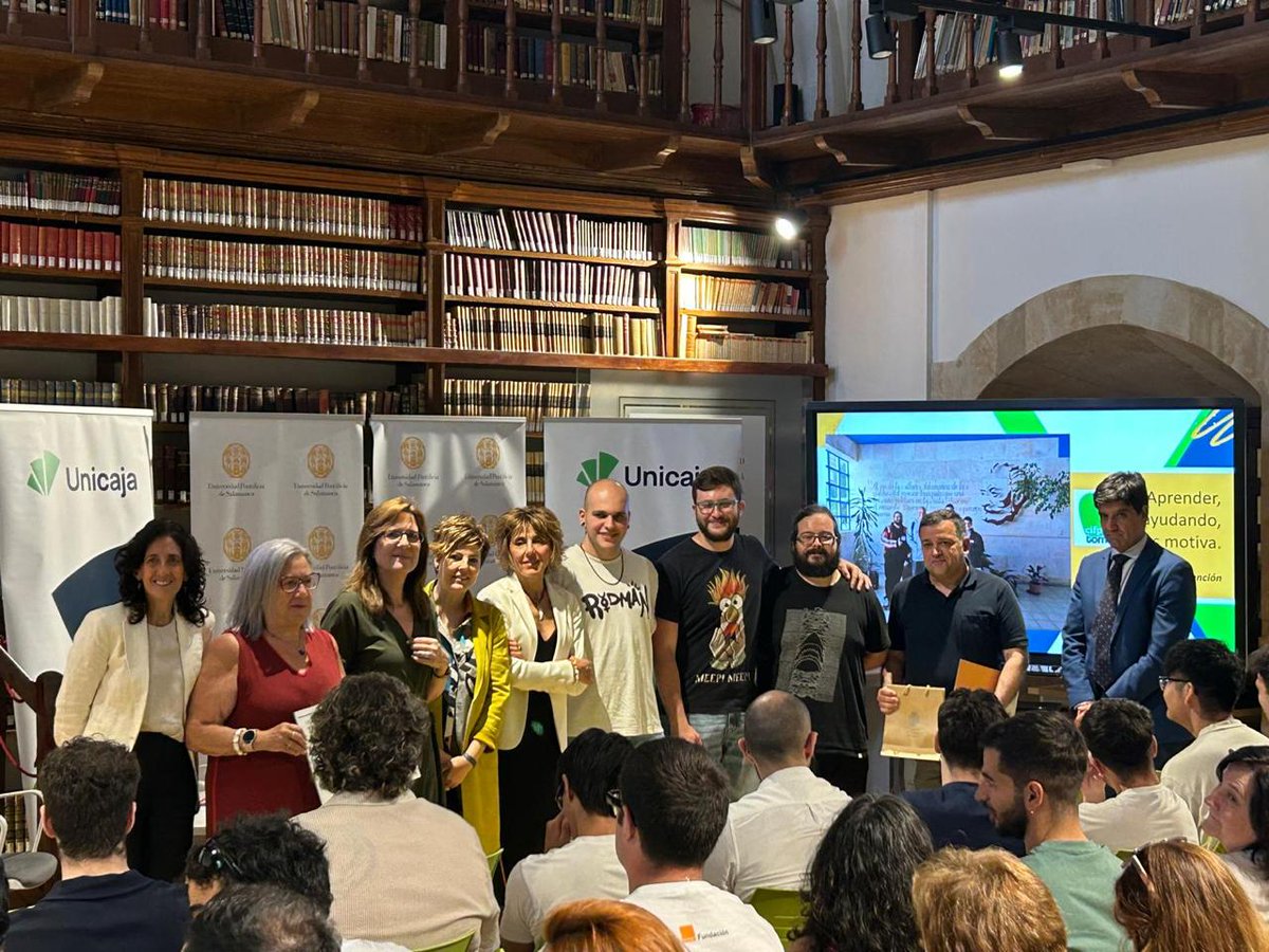 🏆 El proyecto NEBULA G.A.S., desarrollado por nuestros alumnos del ciclo de Mantenimiento Electrónico para ayudar a niños con TEA, ha sido premiado en los Talent Junior de la <a href="/upsa/">UPSA</a>.

Parte del premio ha sido donado a la asociación <a href="/AUTISMOSALAMANC/">AUTISMO SALAMANCA</a> 
 #TEA #InnovaciónSocial