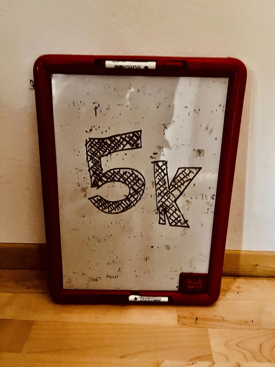 ikoichi's tweet photo. My co-founder and I set the MRR goal for the end of the year.

To keep myself accountable, I needed a way to easily see it every day.

And here's my buddy.

I'll call him #Tratto

I'll always bring him with me.

Please, welcome Tratto 👋 https://t.co/YLQEZ26JuV