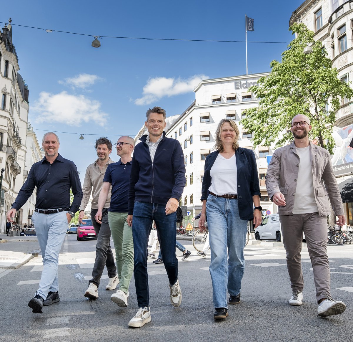 Q42 (@q42) on Twitter photo We hebben er een nieuw Nederlands zusje bij! Customer experience bureau Essense voegt zich net als Q42 en Fabrique bij het Zweedse Eidra. 🤗 blog.q42.nl/essense We hebben er een nieuw Nederlands zusje bij! Customer experience bureau Essense voegt zich net als Q42 en Fabrique bij het Zweedse Eidra. 🤗 blog.q42.nl/essense