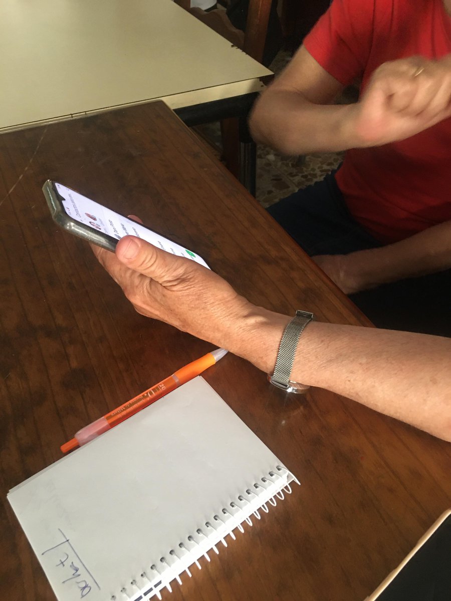 ¡Frigiliana se estrena por 1️⃣vez en <a href="/PrensaSinEdad/">Prensa sin Edad</a>! Encantados de acoger a esta localidad. Una docena de 🧓👵👵comprometidas participó activamente en estas sesiones ⚔️la desinformación y las 📰falsas.
💪 <a href="/aprensamalaga/">Asociación de la Prensa de Málaga</a>
🤝 <a href="/diputacionMLG/">Diputación de Málaga</a> y <a href="/FundlaCaixa/">Fundación ”la Caixa”</a>
🙌 <a href="/AytoFrigiliana/">Ayto. de Frigiliana</a>