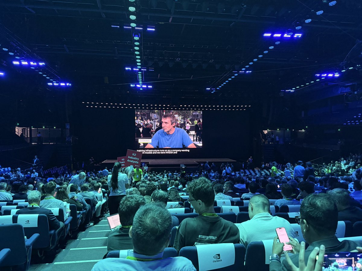 En place pour la keynote NVIDIA #GTCParis à #VivaTech 👌