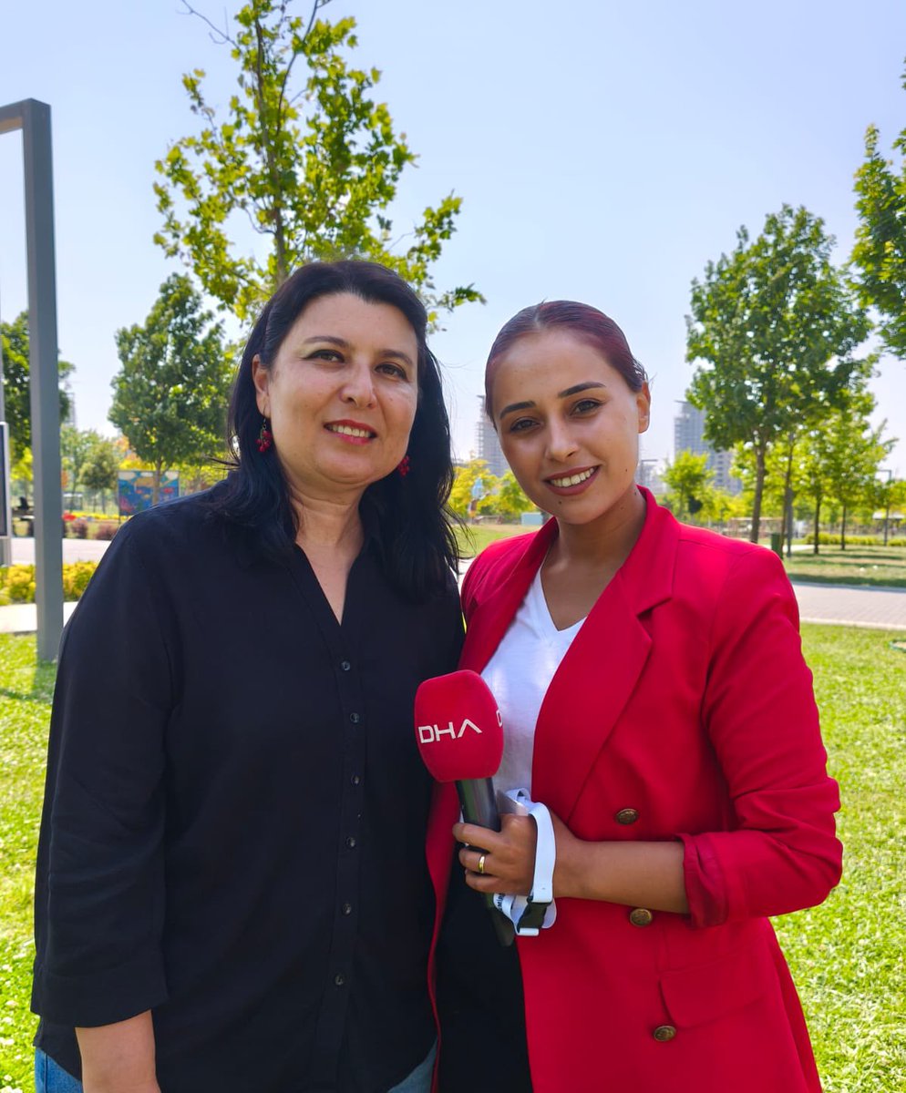 Demirören Haber Ajansı için kene konulu bir haber çekimi yaptık. Bakanlığın açıklamasını ve başıboş köpek sorununun #kene ile bağlantısını değerlendirdik. 

#sokaktabaşıboşolmaz