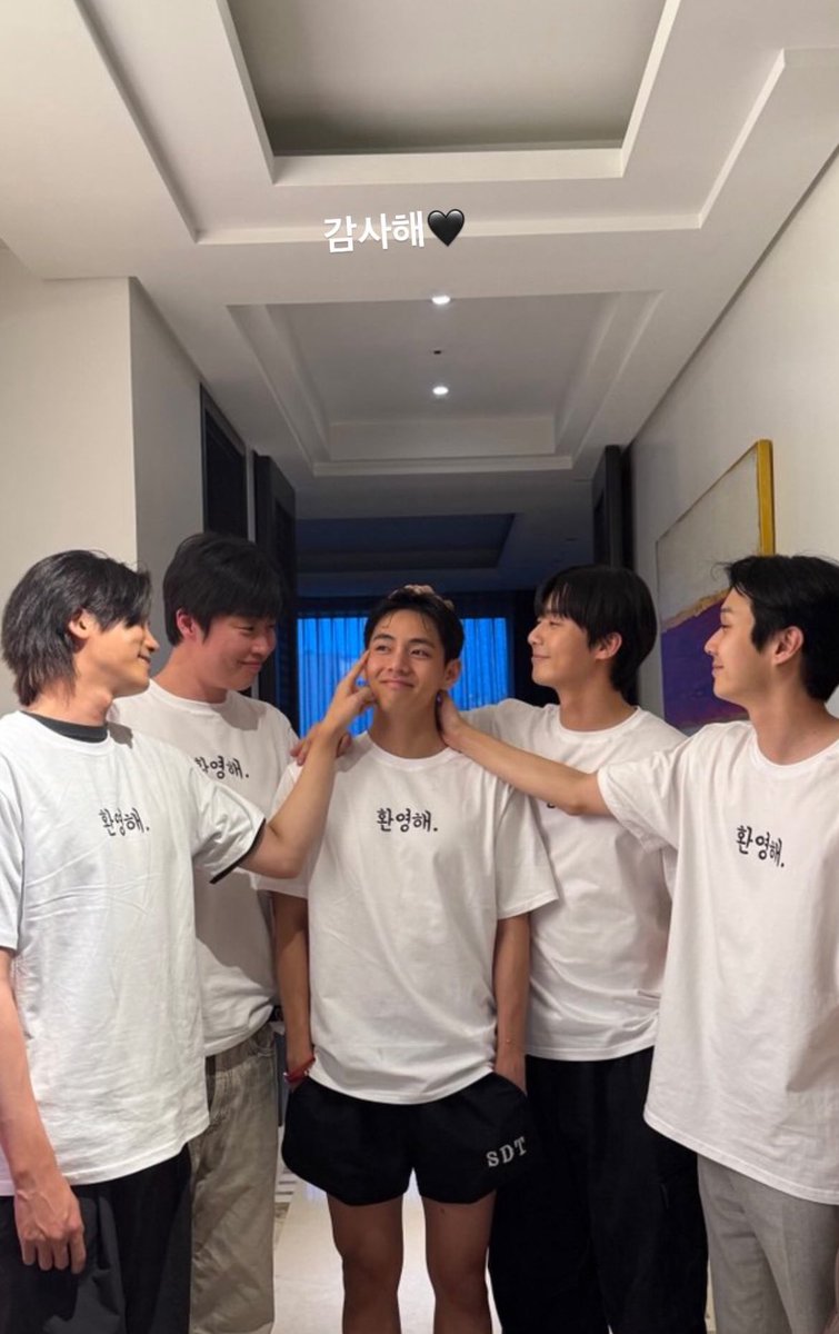 welcome back, wooga’s maknae🖤