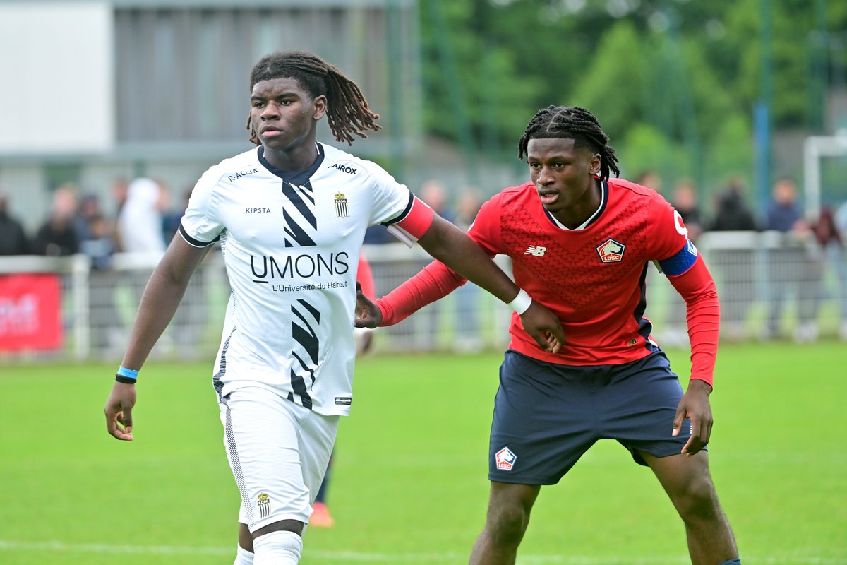 𝐑𝐞𝐭𝐨𝐮𝐫 𝐞𝐧 𝐢𝐦𝐚𝐠𝐞𝐬 sur la belle 3e place de nos 𝗨𝟭𝟳 au Tournoi International de Saint-André 🥉 📸

Le parcours des Dogues : shorturl.at/639QL 👈

𝐁𝐫𝐚𝐯𝐨 𝐥𝐞𝐬 𝐠𝐚𝐫𝐬 ! 👏