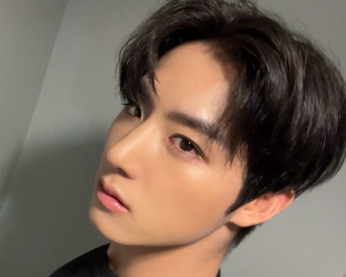 덥다🥵

#정승환 #ATBO #スンファン #jeongseunghwan #BOAT #여름