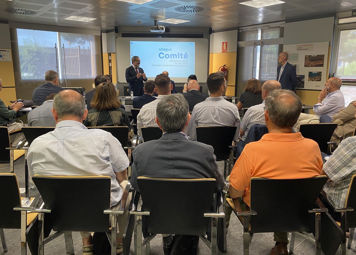 Smagua's tweet photo. 💧 El Comité de SMAGUA se reunió en Zaragoza para valorar los excelentes resultados de 2025: +12 % visitantes, +40 % marcas y un 94 % de cumplimiento de objetivos. Ya se trabaja en una edición 2027 que hará de Zaragoza un eje de innovación hídrica.

🔗https://t.co/E3vgYx08HE https://t.co/LYzwYz7FhO
