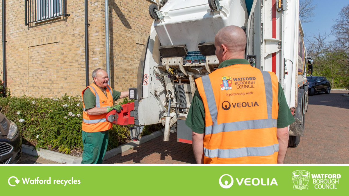 👋 Meet Ronald from <a href="/VeoliaUK/">Veolia UK</a>’s recycling team in Watford! 🚛♻️

He makes sure your bins are collected on time &amp; checks for contamination to help the borough recycle right ✅

See what you can recycle:
👉 watford.gov.uk

#RecycleRight #WatfordRecycles