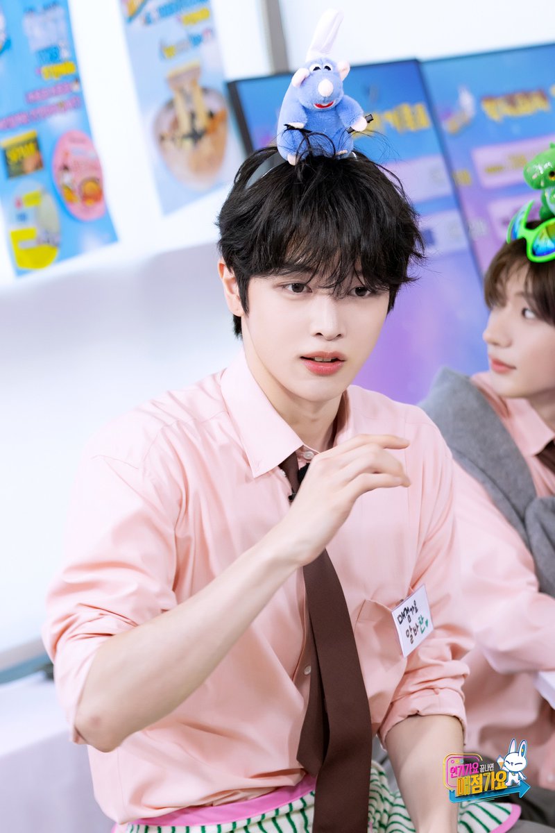 kpop_sbs's tweet photo. #매점가요 스페셜 알바생 ꒰ঌ성찬໒꒱ #매점포토

2025.06.13 coming soon

#SBS #인기가요 #인기가요끝나면매점가요
#라이즈 #RIIZE #성찬 #SUNGCHAN @RIIZE_official https://t.co/G3YmJqoMmz