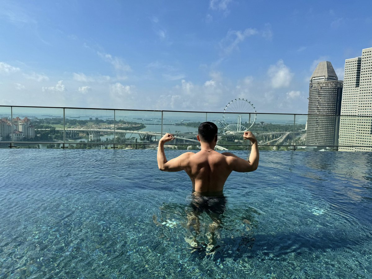 霸霸（体育生1s版） tweet media