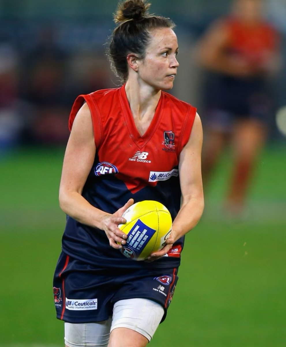 The board, administrators, players and supporters of the Northern Bullants Football Club would like to congratulate former Darebin Falcons player Daisy Pearce on her induction to the Australian Football Hall of Fame ⭐️