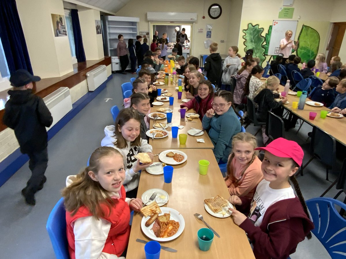 RunnymedeStEd's tweet photo. All slept soundly. Up and had a lovely breakfast, all packed and ready for our final activities this morning. #Barnstondale2025 🍳 🧳 https://t.co/wqB09aBq8S