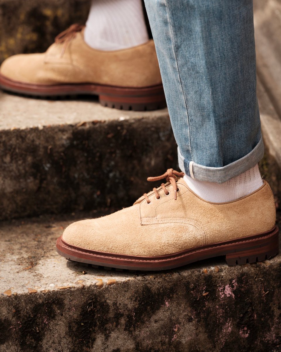 A worn-in jacket, sun-faded denim, and suede shoes with stories to tell. The Vintage Collector is a celebration of heritage style, shaped by age, quality, and experience, rather than trends.

Explore the full look and read Ed’s story &gt;trickers.com/pages/classic-…

#MyTreasuredTrickers