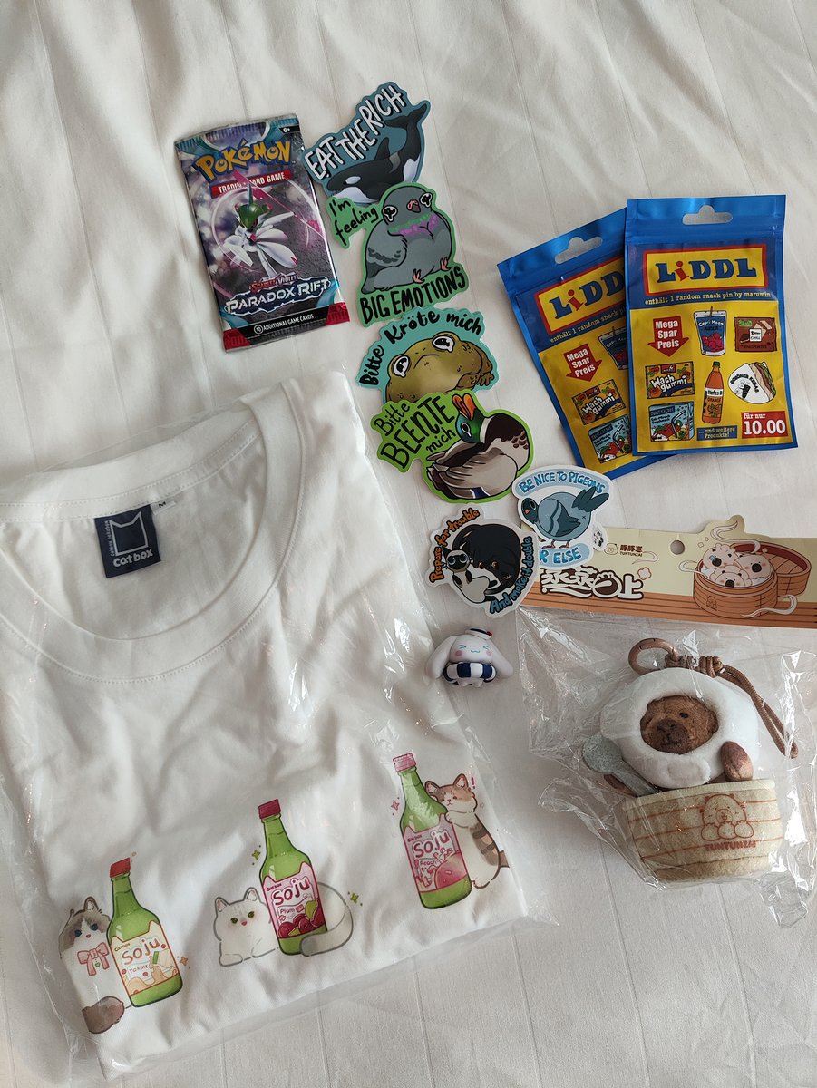 babbe0's tweet image. Weil ja alle ihren Dokomi Loot zeigen, hier ein Teil von meiner Ausbeute!! (es ist nicht alles, aber ich war zu faul noch mal alles schön zurecht zu legen 💀)
