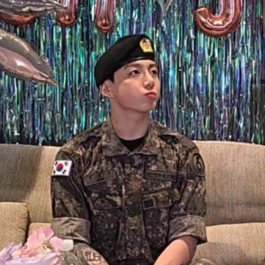 JeontroWhen's tweet photo. oh https://t.co/s9l5tmBSCs
