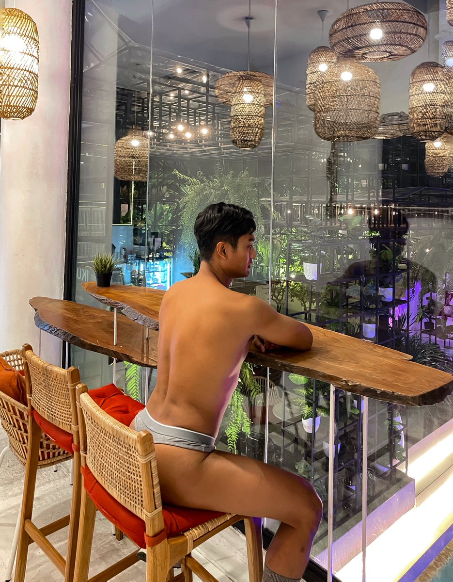 หน้าตาไม่ลงตัว 
แต่รับรองว่านัวกว่าชูรส
🍫🍫🍫
ช็อกโกแลตอุ่นๆ