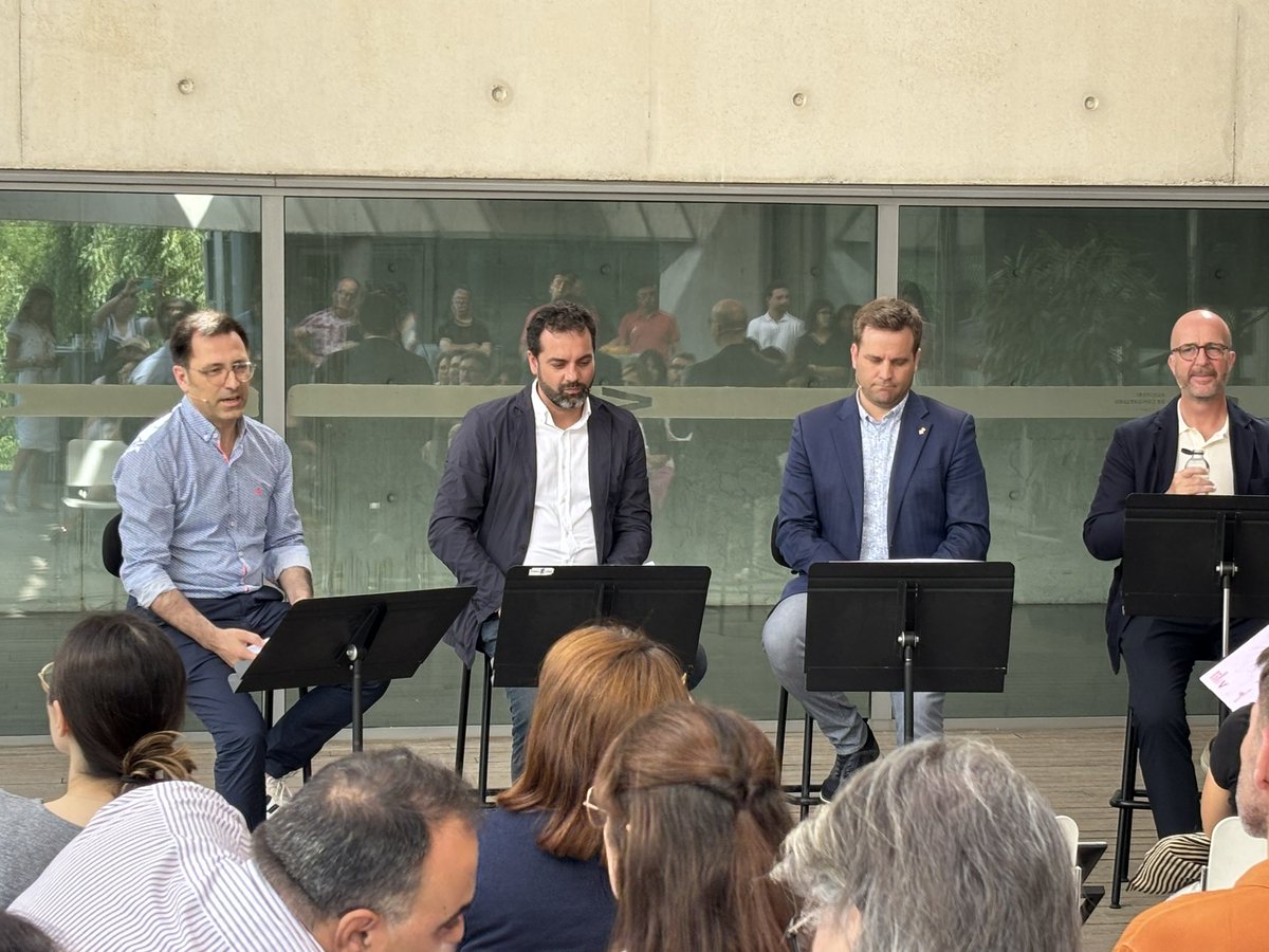 Auditori Palau de Congressos de Girona (@auditori_gi) on Twitter photo Presentem la nova temporada 2025/26, en què celebrarem el 20è aniversari de l’Auditori de Girona! ❤️
auditorigirona.org
@girona_cat <a href="/DiputacioGirona/">Diputació de Girona</a>
#auditorigirona #girona #programacio #temporada #auditorigirona20anys Presentem la nova temporada 2025/26, en què celebrarem el 20è aniversari de l’Auditori de Girona! ❤️
auditorigirona.org
@girona_cat <a href="/DiputacioGirona/">Diputació de Girona</a>
#auditorigirona #girona #programacio #temporada #auditorigirona20anys