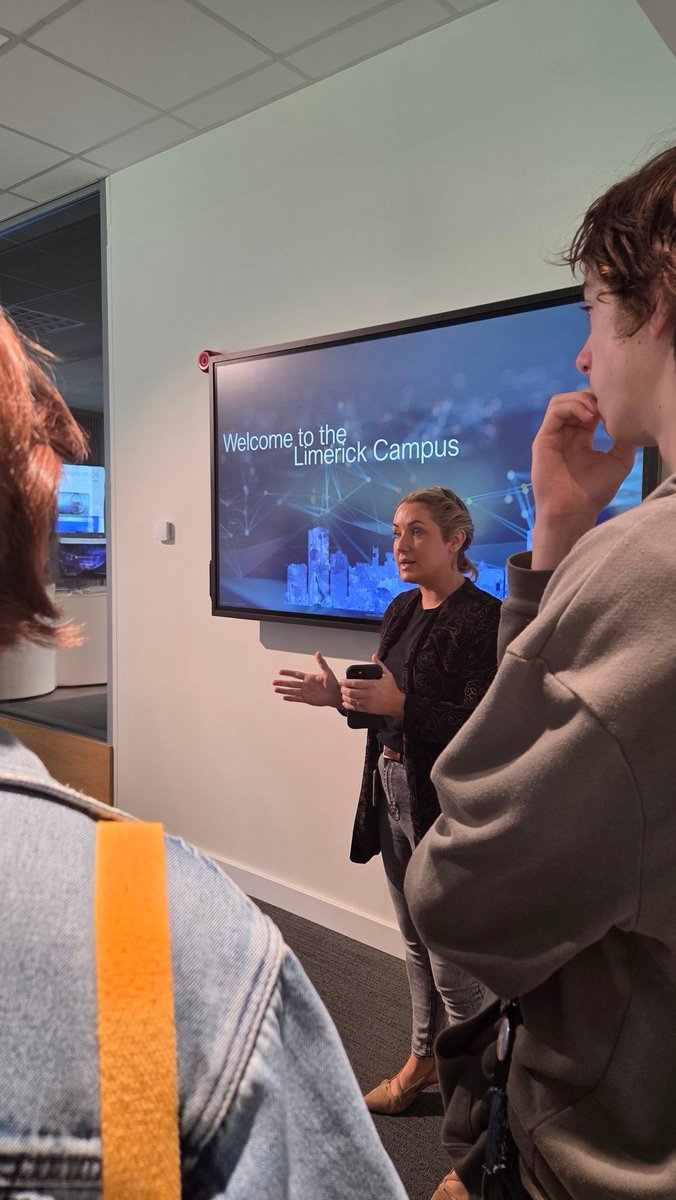 MICSTEMCrAFT's tweet image. Just arrived in @DellTech #Limerick with this year's ENGAGE in IT participants, ready to hear all about the business and meet IT professionals and others @hea_irl @MICLimerick #STEM #technology