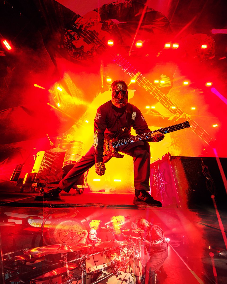 slipknot's tweet image. One week down, Europe. 🔥
slipknot1.com/events
12.6 Hradec Kralove, CZ - Rock For People
13.6 Nickelsdorf, AT - Novarock
14.6 Interlaken, CH - Greenfield
17.6 Ferrara, IT - Ferrara Summer Festival
19.6 Frankfurt, DE - Festhalle
20.6 Dessel, BE - Graspop Metal Meeting…