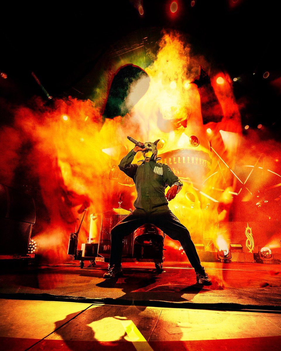 slipknot's tweet image. One week down, Europe. 🔥
slipknot1.com/events
12.6 Hradec Kralove, CZ - Rock For People
13.6 Nickelsdorf, AT - Novarock
14.6 Interlaken, CH - Greenfield
17.6 Ferrara, IT - Ferrara Summer Festival
19.6 Frankfurt, DE - Festhalle
20.6 Dessel, BE - Graspop Metal Meeting…