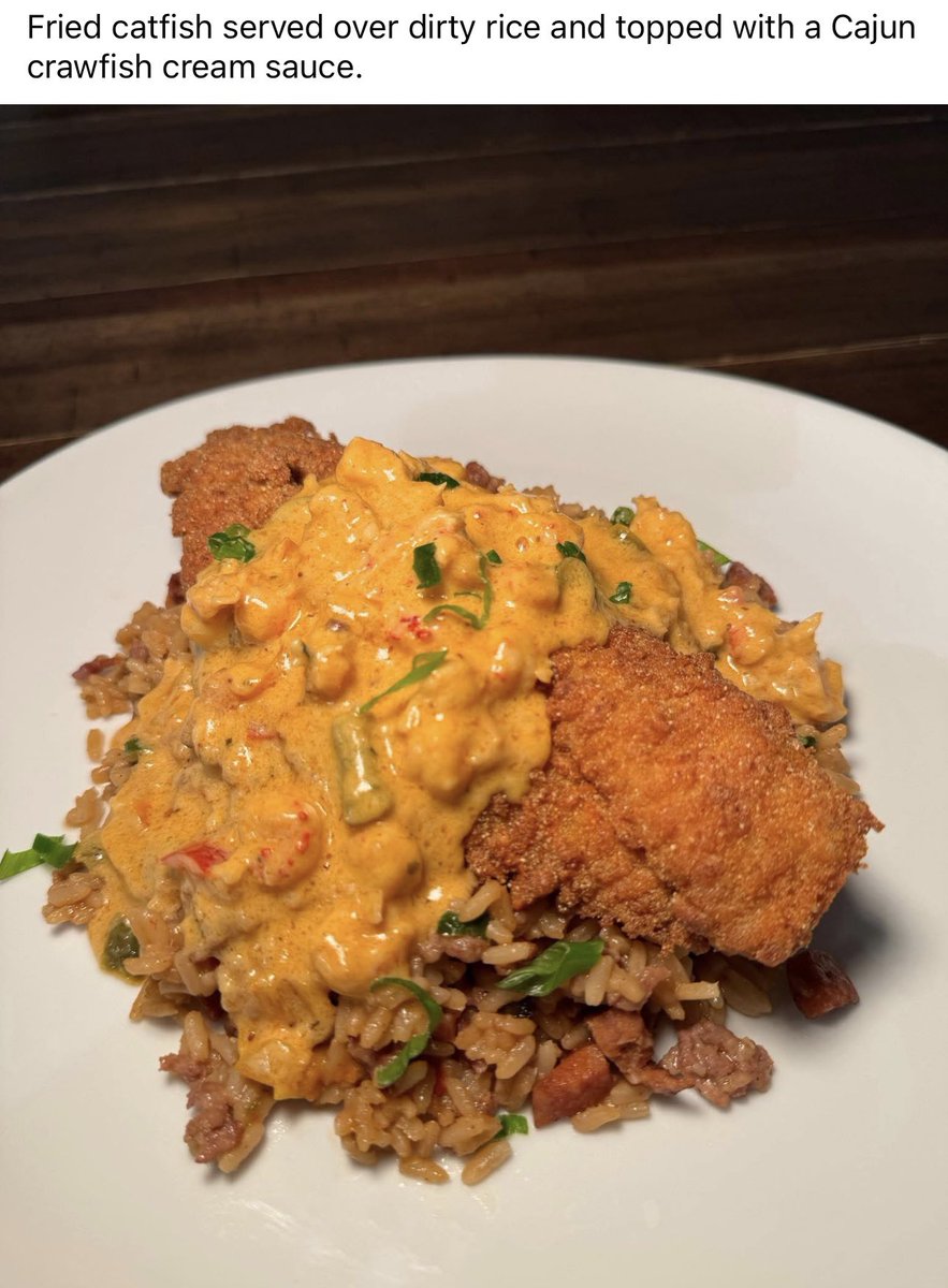 MinksMonthly's tweet photo. Fish & Rice and the sauce on it 😩🤤
#restaurant #recipes #recipe #food #foodie #soulfood #goodfood #goodcooking #meals #meal #chef #blackfood #mealideas #quickmeals https://t.co/Z94EBGrfOi