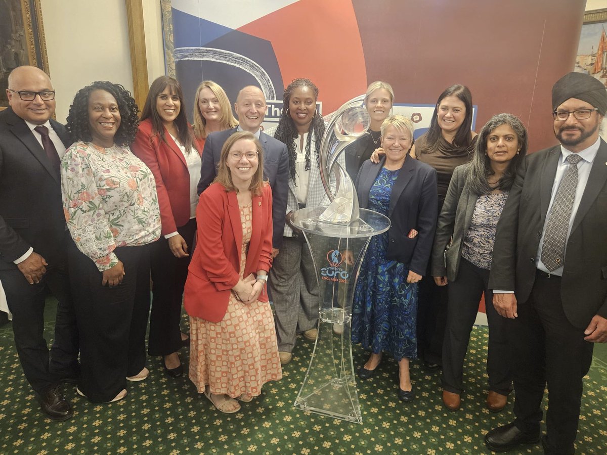 An amazing evening with the <a href="/FA/">The FA</a> in Parliament to send off the Lionesses ahead of Euro 2025.

We celebrated their incredible achievements on and off the pitch and got a photo with the trophy! 🏆

Good luck to the team this summer! Football's coming home (again).