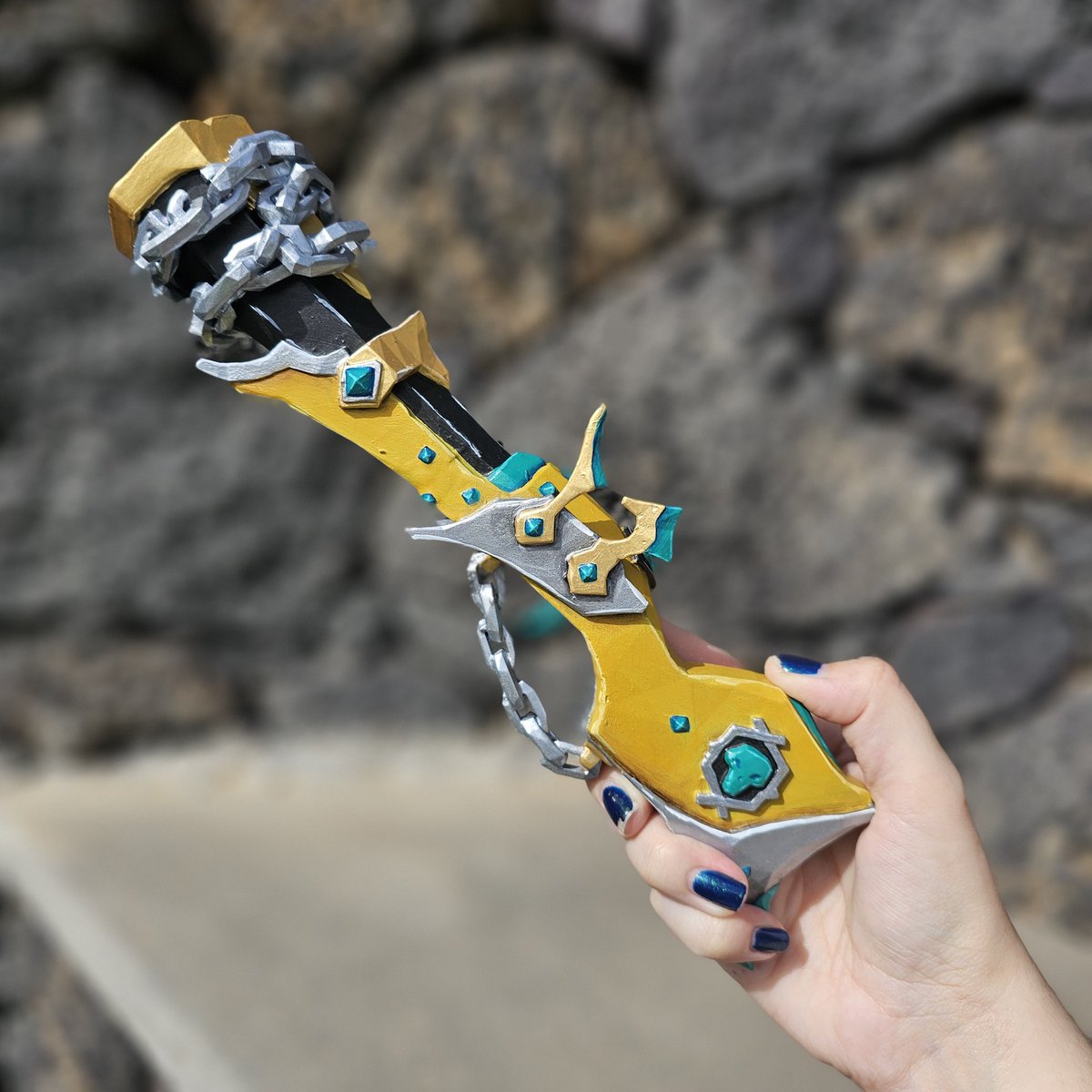 How stunning is this Blunderbuss 😍 

Did any of you manage to claim this reward for reaching pirate legend in the first year? I missed it by 10 days!!🤣

#SeaOfThieves #BeMorePirate