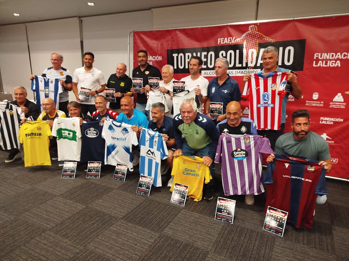 Leyendas Atlético de Madrid (@atletileyendas) on Twitter photo Participamos en el Torneo Solidario <a href="/FEAFV/">Futbolistas FEAFV</a> (Campeonato de España F-7 Veteranos) que tuvo lugar en Alcobendas con la colaboración de <a href="/FundacionLaLiga/">FUNDACIÓN LALIGA</a>.
¡Un placer participar con el resto de asociaciones en este día tan bonito! 😀 Participamos en el Torneo Solidario <a href="/FEAFV/">Futbolistas FEAFV</a> (Campeonato de España F-7 Veteranos) que tuvo lugar en Alcobendas con la colaboración de <a href="/FundacionLaLiga/">FUNDACIÓN LALIGA</a>.
¡Un placer participar con el resto de asociaciones en este día tan bonito! 😀