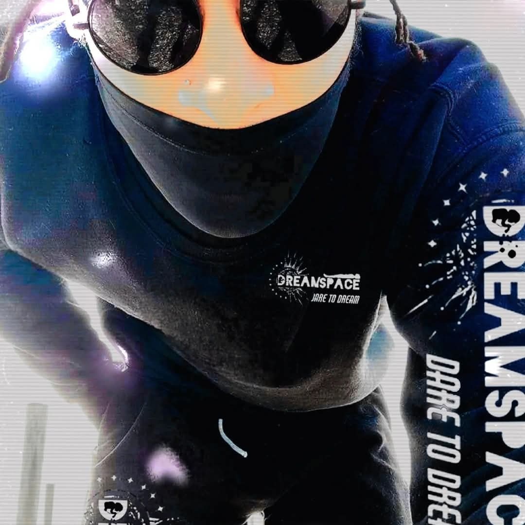 IcebergSlim1986's tweet image. Gm 👋🏽 😊 

opensea.io/0xe16c2bdae59c…

#Crypto #EthNFTS #NFT #Web3 #defi #Ethereum