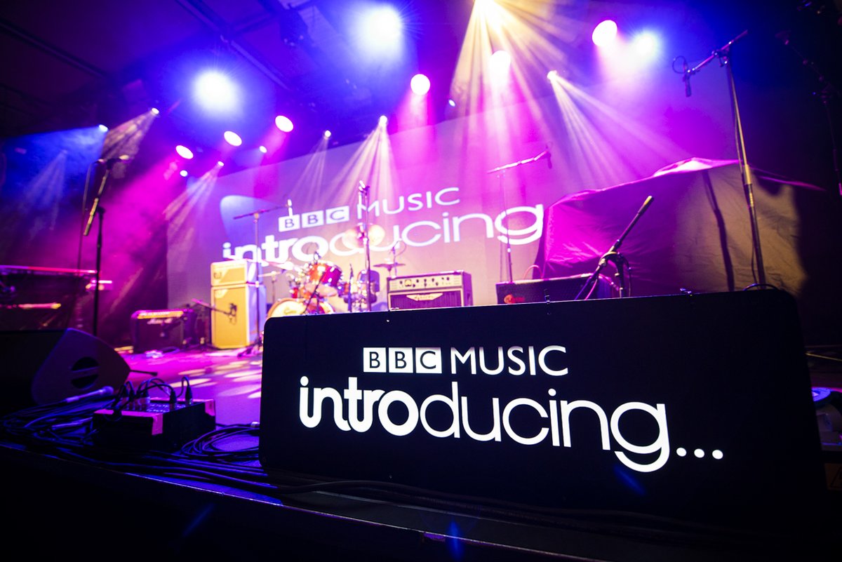Metronome (@metronomenotts) on Twitter photo Tonight <a href="/bbcintroducing/">BBC Music Introducing</a> returns to Metronome, Nottingham, hosted and curated by the legendary <a href="/deanjacksondj/">Dean Jackson</a> !🎶
Stage times 👇
Doors: 7.00pm
SPLIT: 7.30pm – 7.50pm
Manye Fi: 8.10pm – 8.30pm
Harry Lyon: 8.50pm – 9.10pm
Drew Thomas: 9.30pm – 9.50pm Tonight <a href="/bbcintroducing/">BBC Music Introducing</a> returns to Metronome, Nottingham, hosted and curated by the legendary <a href="/deanjacksondj/">Dean Jackson</a> !🎶
Stage times 👇
Doors: 7.00pm
SPLIT: 7.30pm – 7.50pm
Manye Fi: 8.10pm – 8.30pm
Harry Lyon: 8.50pm – 9.10pm
Drew Thomas: 9.30pm – 9.50pm