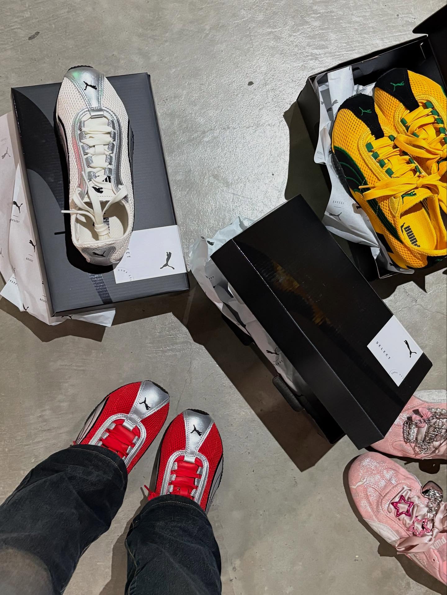 PUMA::スニーカー:23[RESALE] PUMA》SOFTRIDE フレックス バイタル ワイド（スニーカー