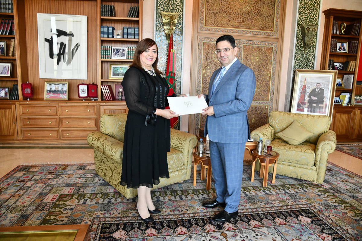 استقبل السيد ناصر بوريطة، يومه الأربعاء بالرباط، السيدة ساندرا أبينادر، التي قدمت لمعاليه نسخا من أوراق اعتمادها بصفتها سفيرة مفوضة فوق العادة لجمهورية الدومينيكان، لدى صاحب الجلالة الملك محمد السادس نصره الله وأيده
<a href="/MIREXRD/">Cancillería de República Dominicana</a>