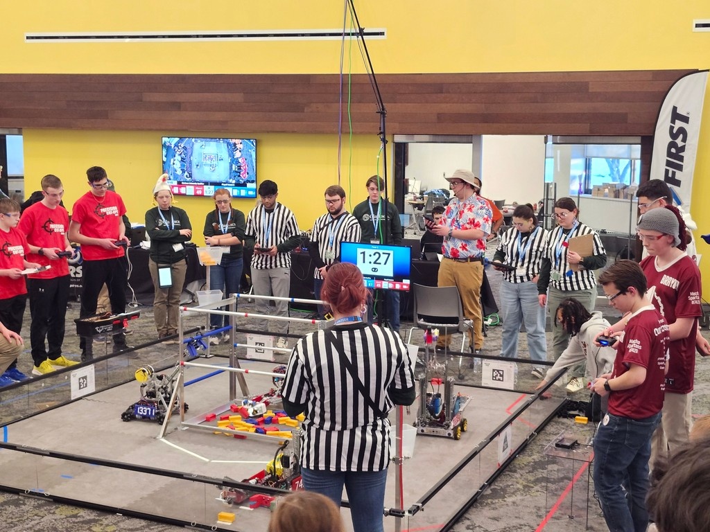 Big impact starts with a First Dive! Clarkson University's Institute for STEM Education made waves this year with its 2024–2025 First Dive season, introducing hundreds of North Country students to hands-on STEM experiences.
Learn more about the impact: l8r.it/1FXH