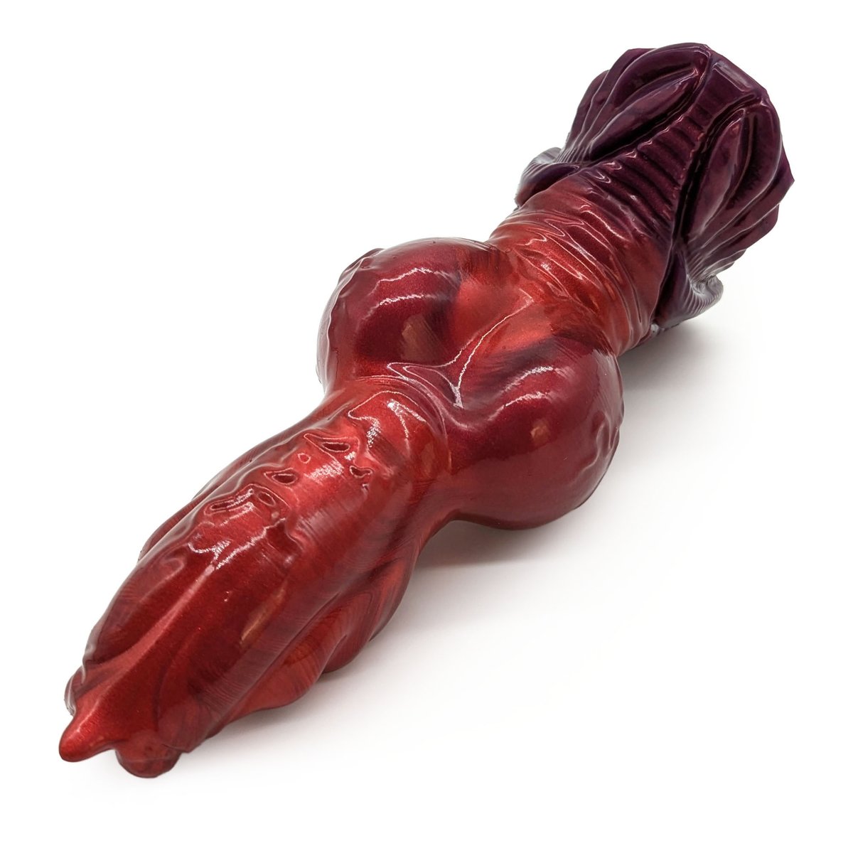 Chigaru looks so good in red! ❤️💜🖤