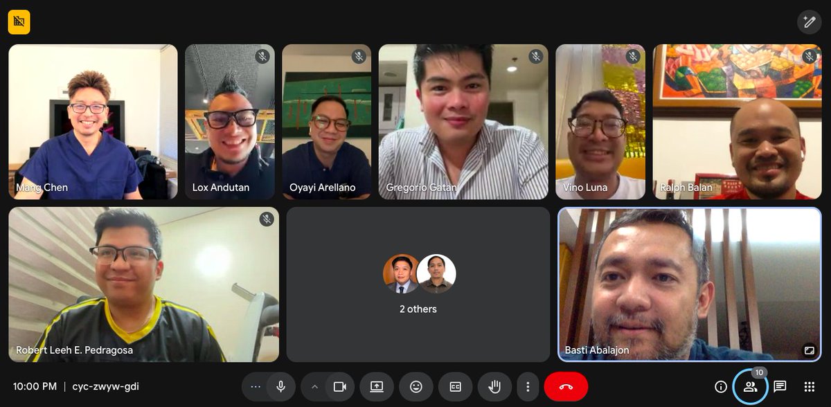 Small-group discussion about metoidioplasty with <a href="/mangchenmd/">Mang Chen</a> and my fellows and residents. High-yield 30 minutes dude. Thanks!