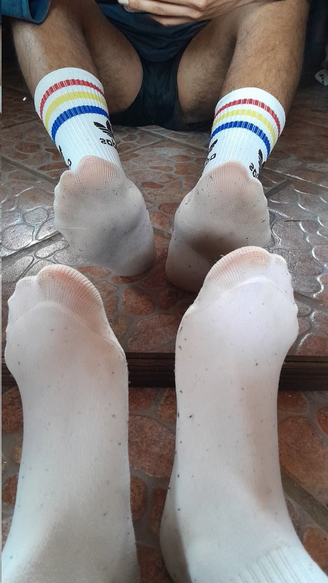 😮‍💨🤤

#feetboy #gayfeet #nastyfeet #stinkysocks #whitesocksfetish👣 #smellysocks #sweatysneakers #cheesyfeet #teasty #stinkyfeet👣 #menfeet #feetworship #teenboyfeet #sweatyfeets #mexicanfeet #boyfeetlover #footfetish