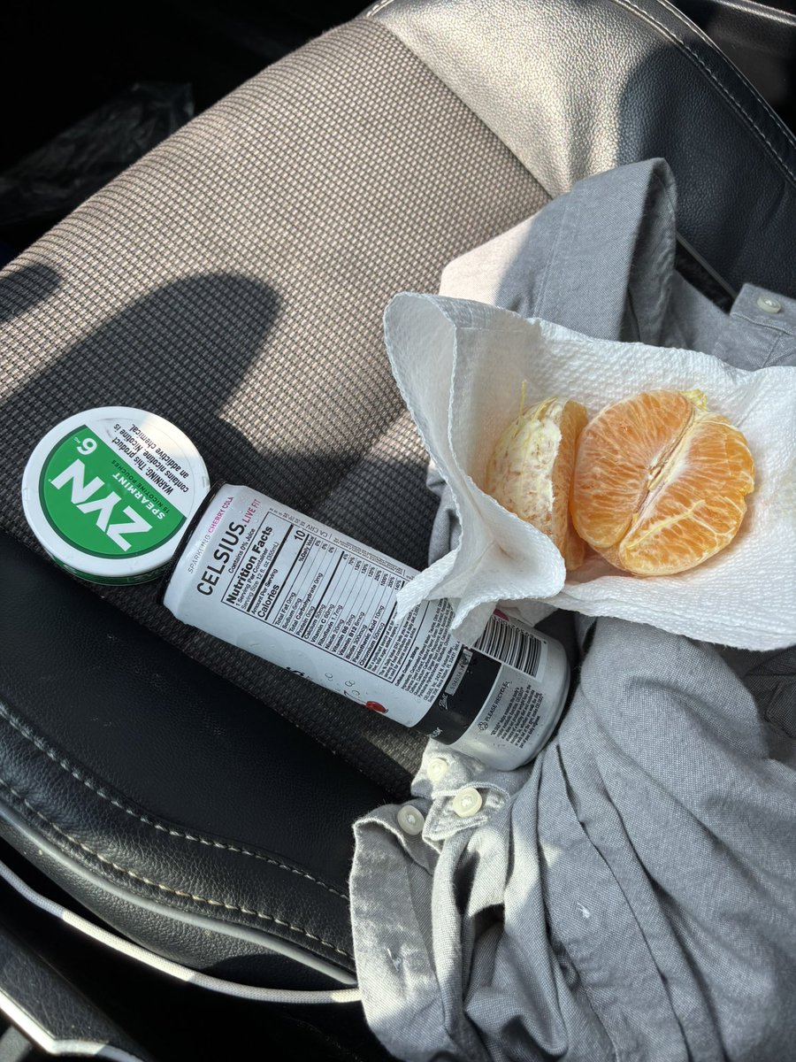 ༼ ༎ຶ ෴ ༎ຶ༽ (@kiirroyale) on Twitter photo 